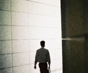 Are You a Professional or a Salesperson?